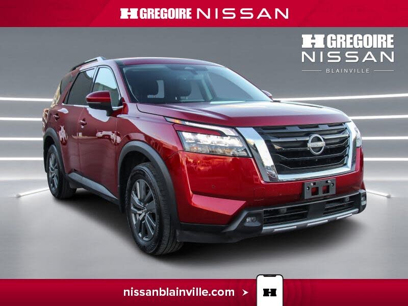 Nissan Pathfinder SV 4WD 2024