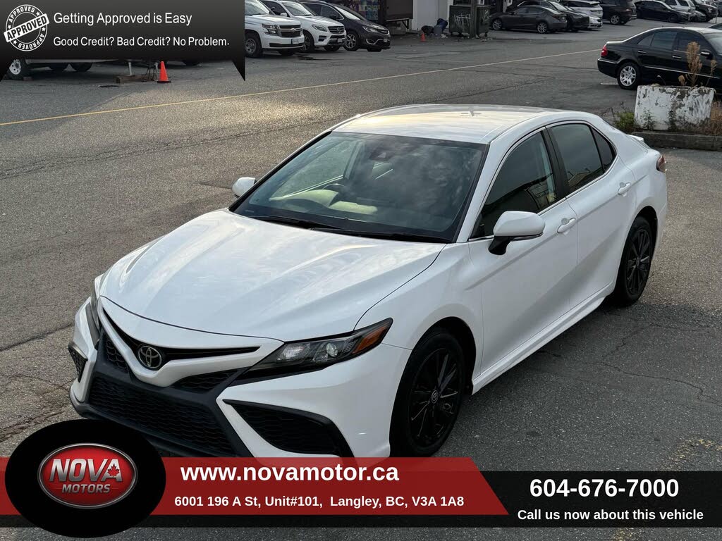 2022 Toyota Camry SE FWD