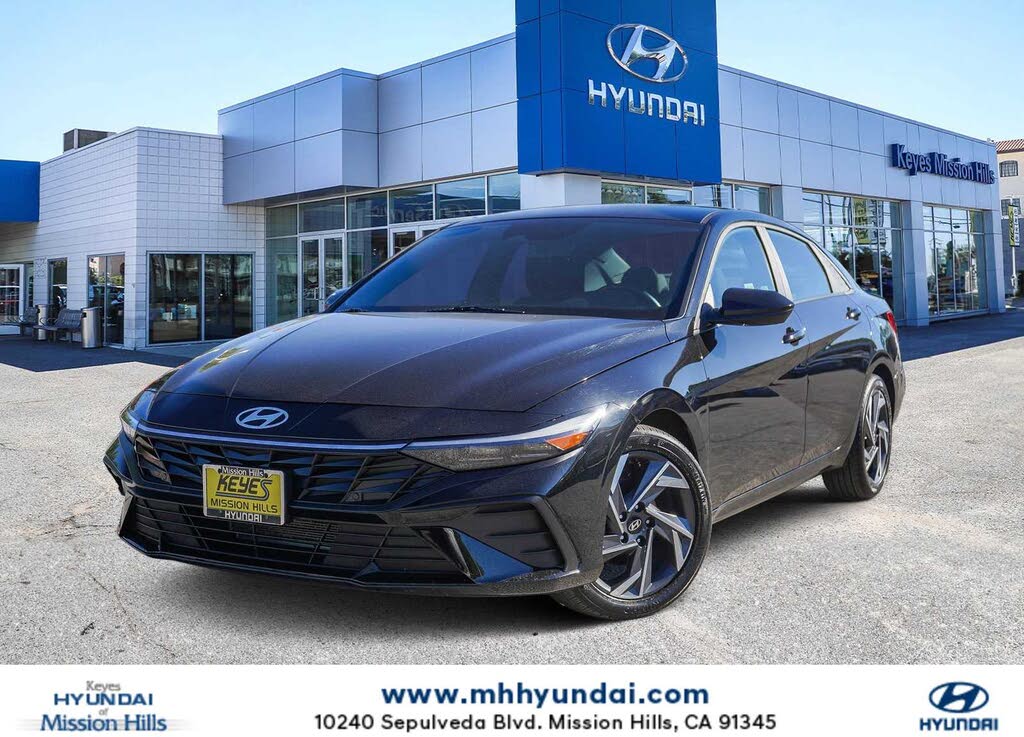 2025 Hyundai Elantra SEL Sport FWD