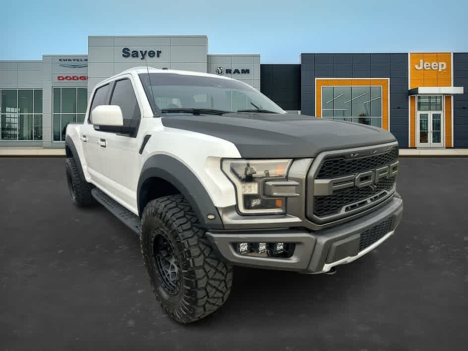 2018 Ford F-150 Raptor SuperCrew 4WD