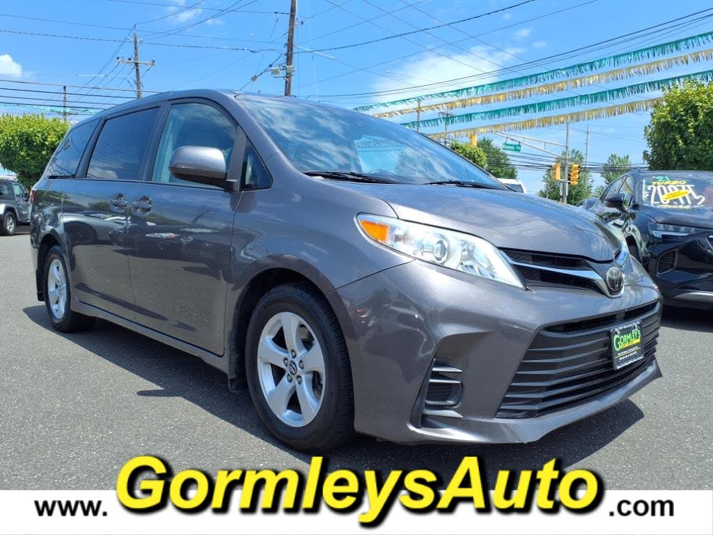 2018 Toyota Sienna LE Mobility 7-Passenger FWD