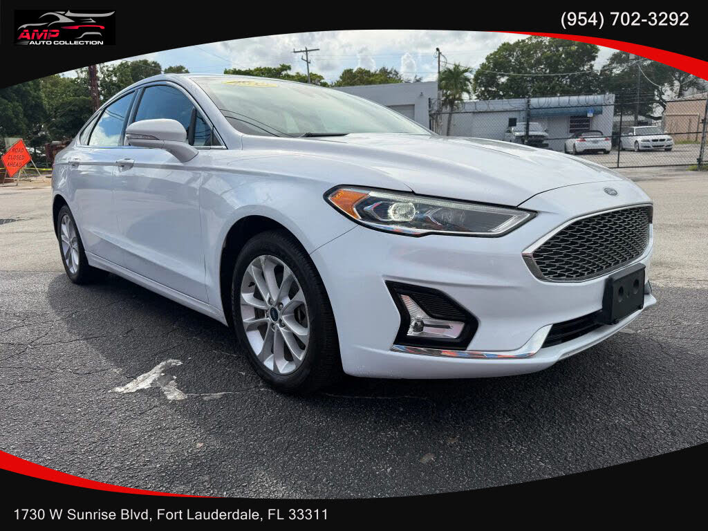 2019 Ford Fusion Energi Titanium FWD