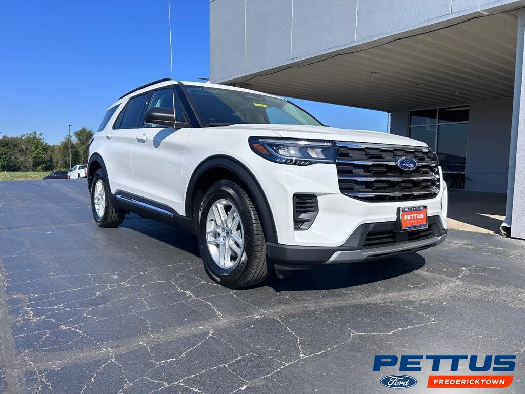 2025 Ford Explorer Active RWD