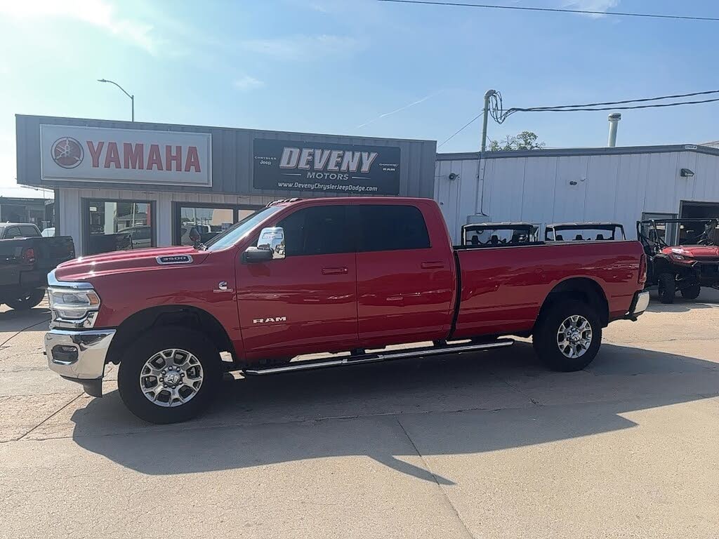 2024 RAM 3500 Laramie Crew Cab LB 4WD