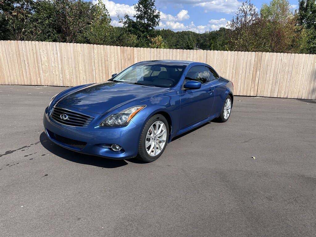 2012 INFINITI G37 Convertible RWD