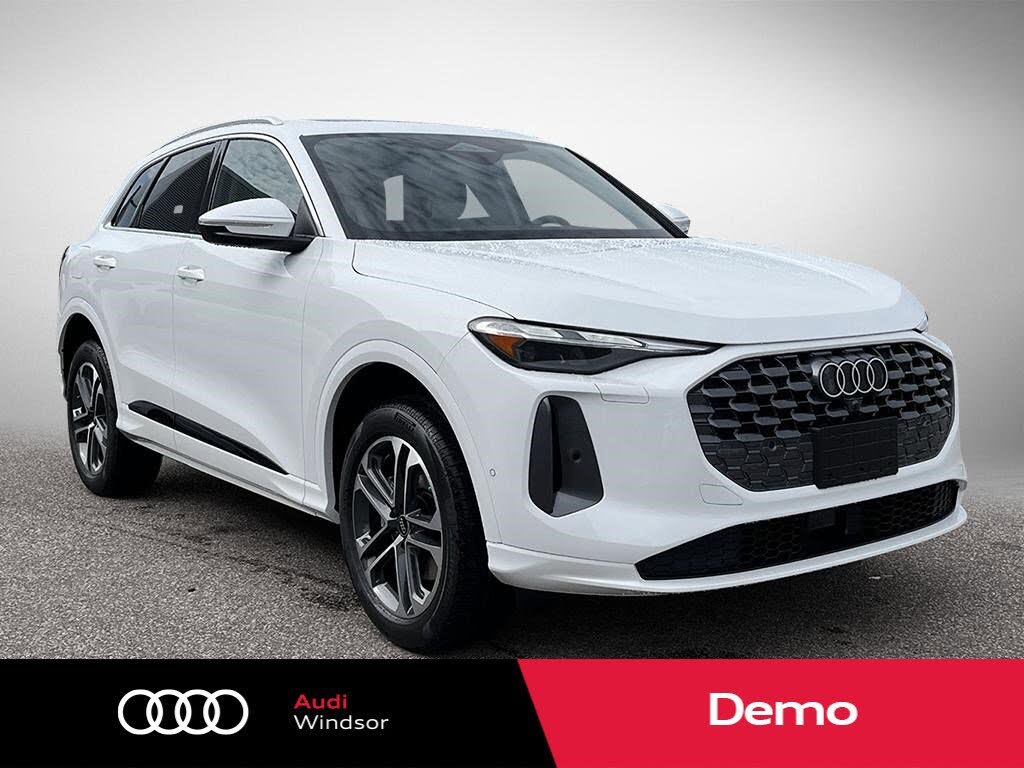 2025 Audi Q5 quattro Premium 40 TFSI