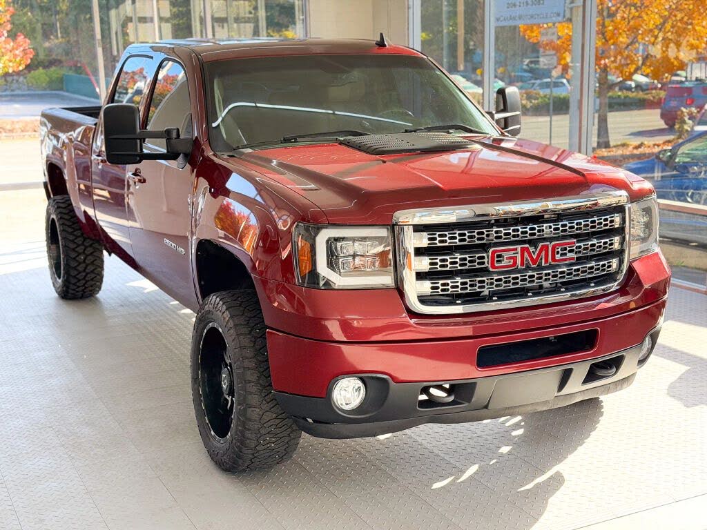 2013 GMC Sierra 2500HD SLT Crew Cab SB 4WD