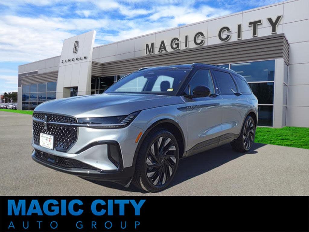 2025 Lincoln Nautilus Reserve AWD