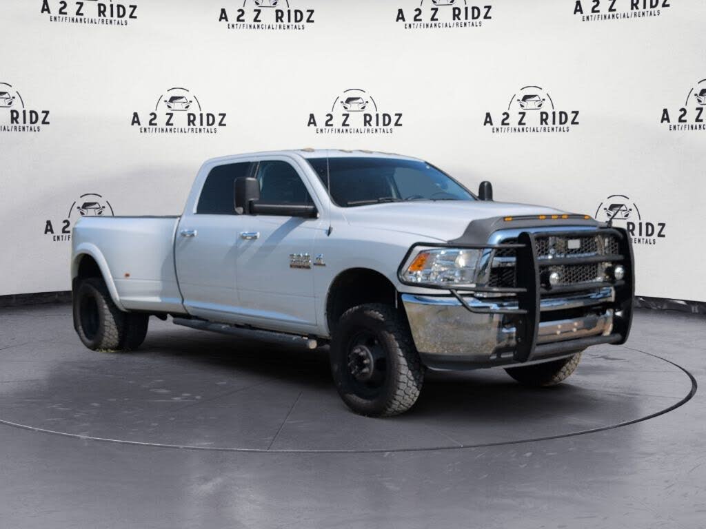 2017 RAM 3500 SLT Crew Cab LB DRW 4WD