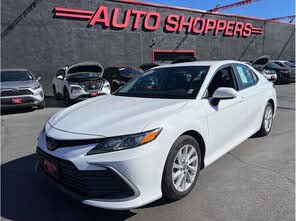 Toyota Camry LE FWD