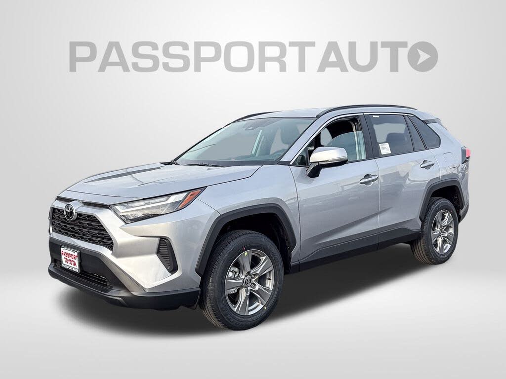 2025 Toyota RAV4 XLE AWD