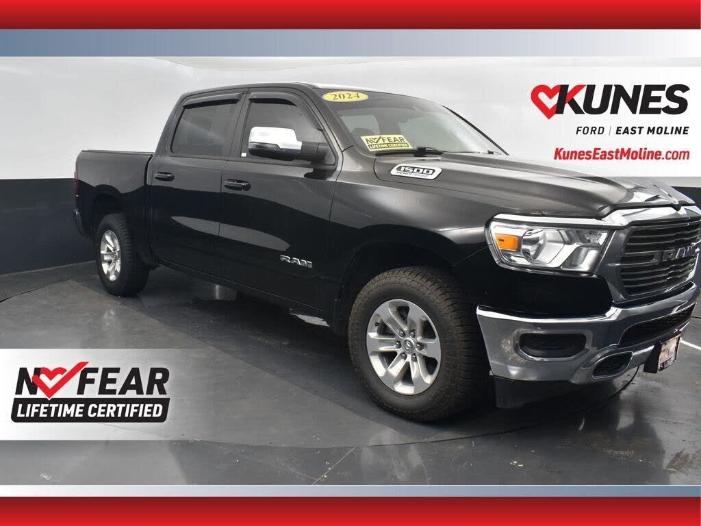 2024 RAM 1500 Laramie Crew Cab 4WD