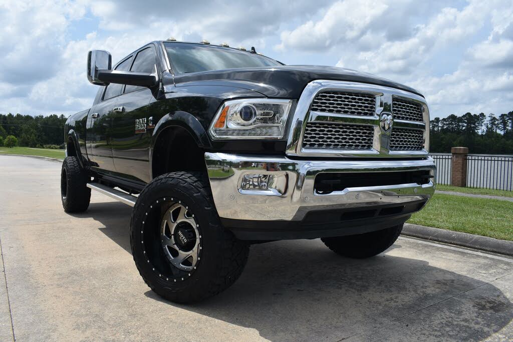 2018 RAM 2500 Laramie Mega Cab 4WD