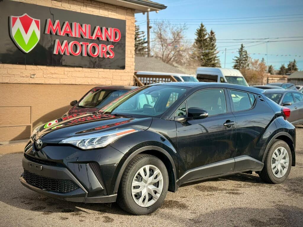 2022 Toyota C-HR XLE FWD