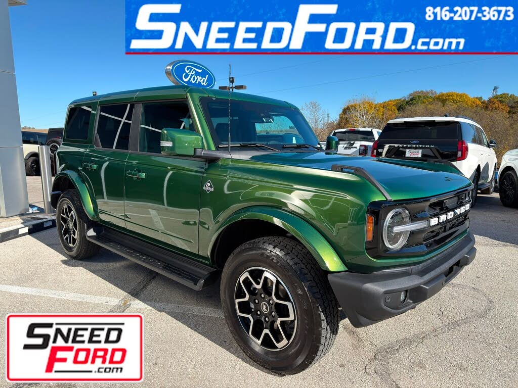 2025 Ford Bronco Outer Banks 4-Door 4WD