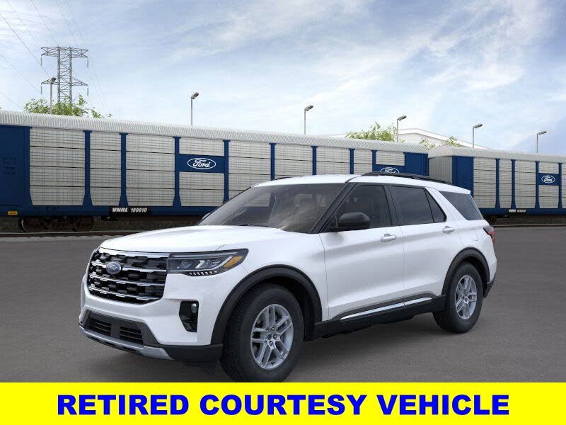 2025 Ford Explorer Active RWD