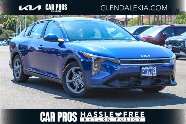 2025 Kia K4 LXS FWD