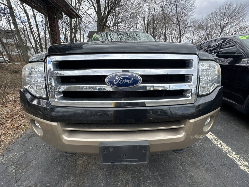 2011 Ford Expedition XLT 4WD