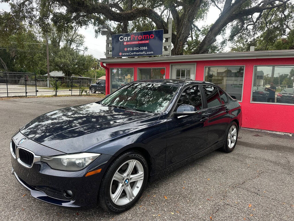 2015 BMW 3 Series 320i Sedan RWD