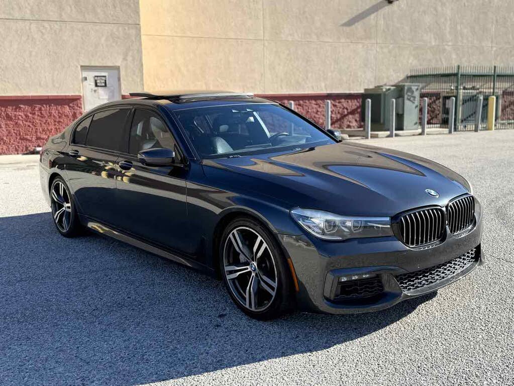 2017 BMW 7 Series 740i RWD