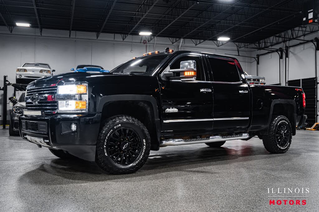 2019 Chevrolet Silverado 3500HD High Country Crew Cab 4WD