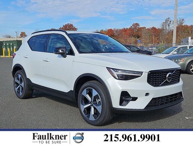 2026 Volvo XC40 B5 Plus AWD