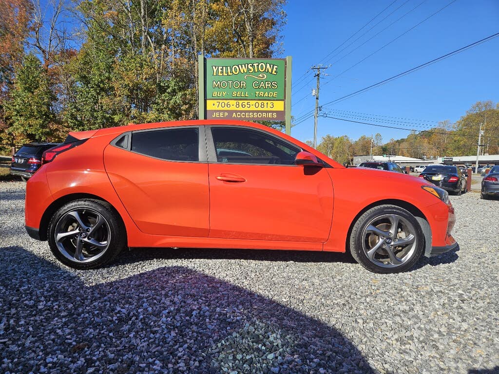 2019 Hyundai Veloster FWD