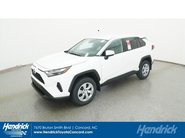 2025 Toyota RAV4 LE FWD