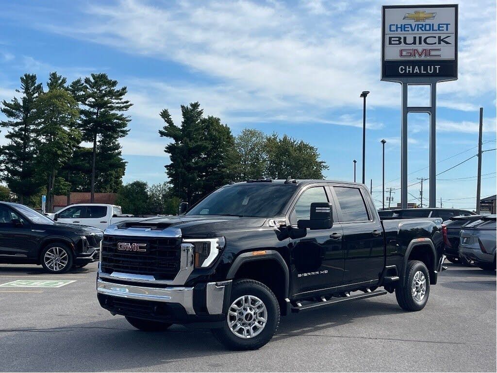 2025 GMC Sierra 2500HD Pro Crew Cab 4WD