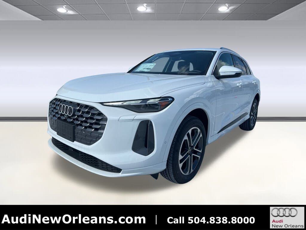 2025 Audi Q5 quattro Premium 40 TFSI