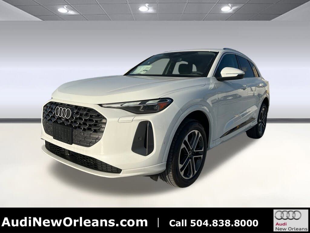 2025 Audi Q5 quattro Premium 40 TFSI