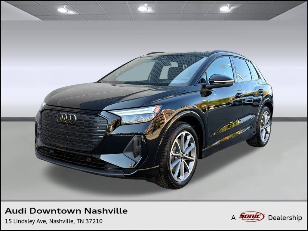 2026 Audi Q4 e-tron quattro Premium 55