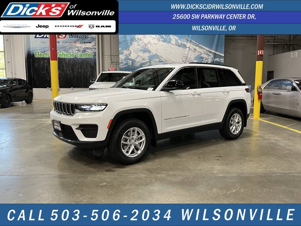 2025 Jeep Grand Cherokee Laredo 4WD