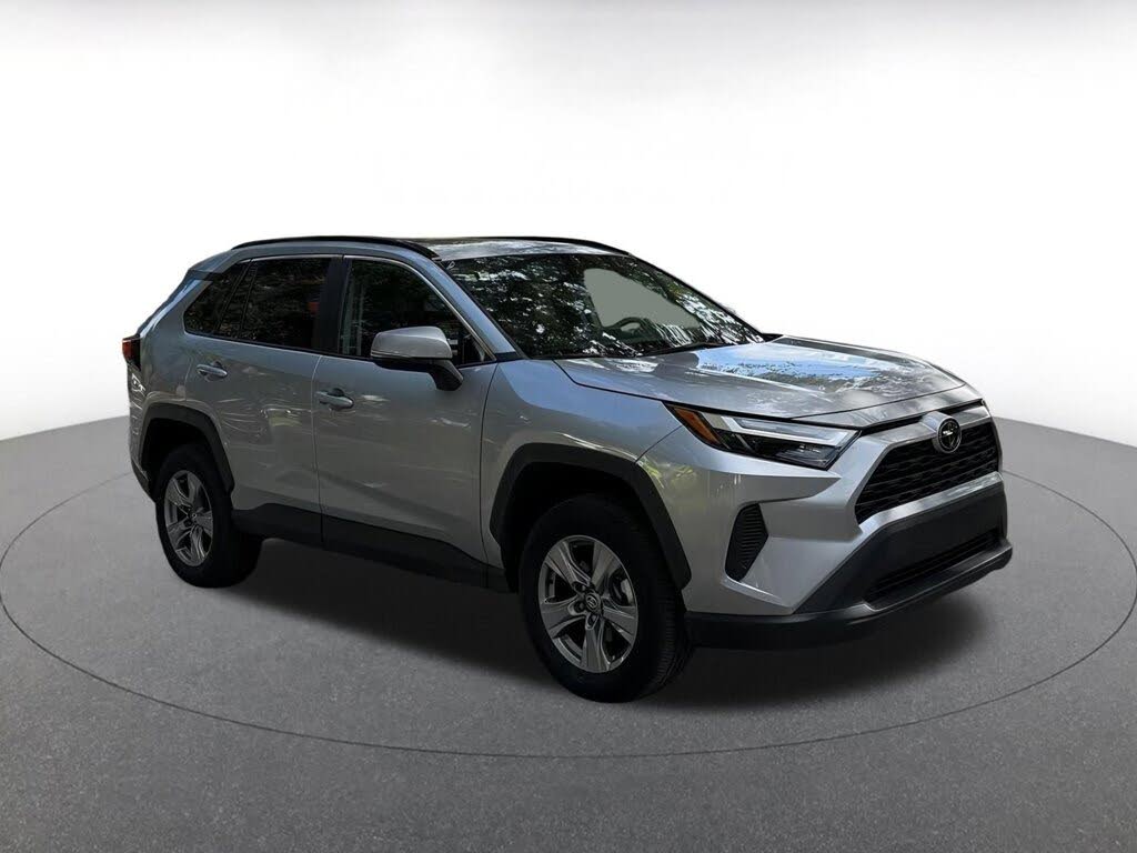 2025 Toyota RAV4 XLE AWD