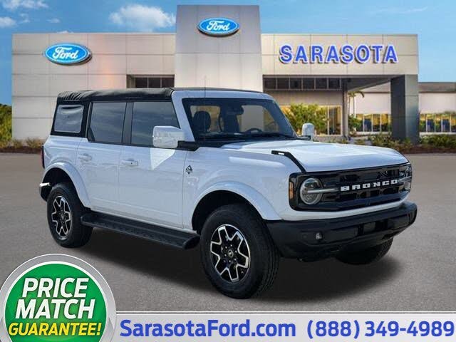 2025 Ford Bronco Outer Banks 4-Door 4WD