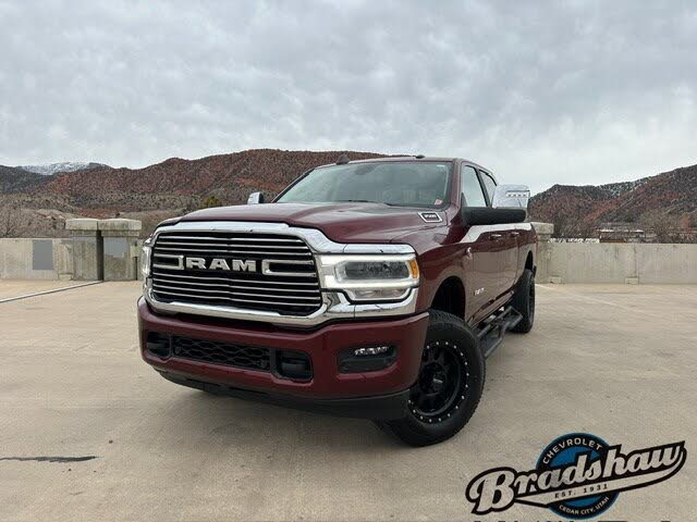 2024 RAM 3500 Laramie Crew Cab 4WD