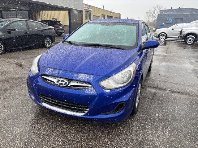 2013 Hyundai Accent GLS Sedan FWD