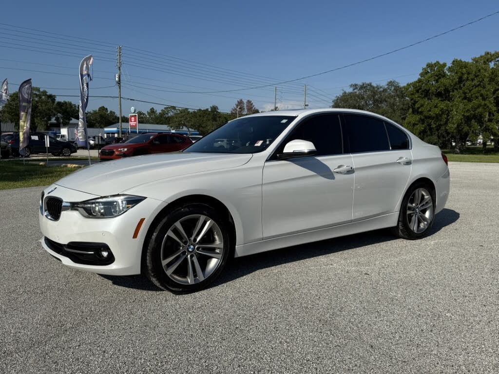 2018 BMW 3 Series 330i Sedan RWD