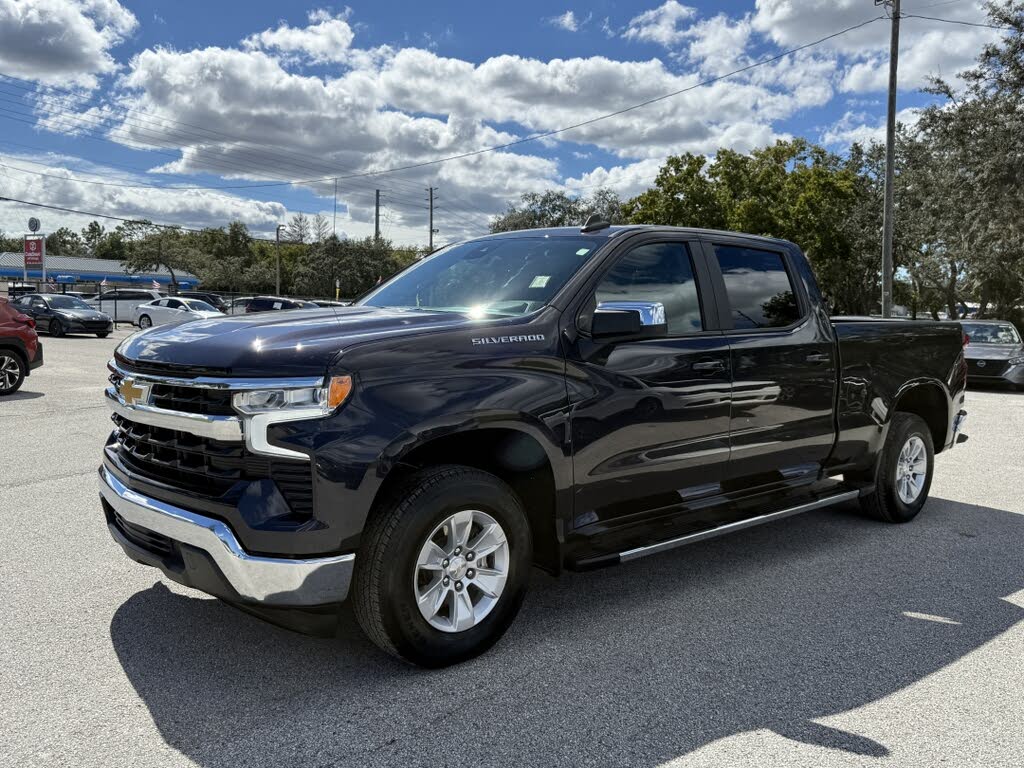 2024 Chevrolet Silverado 1500 LT Crew Cab RWD