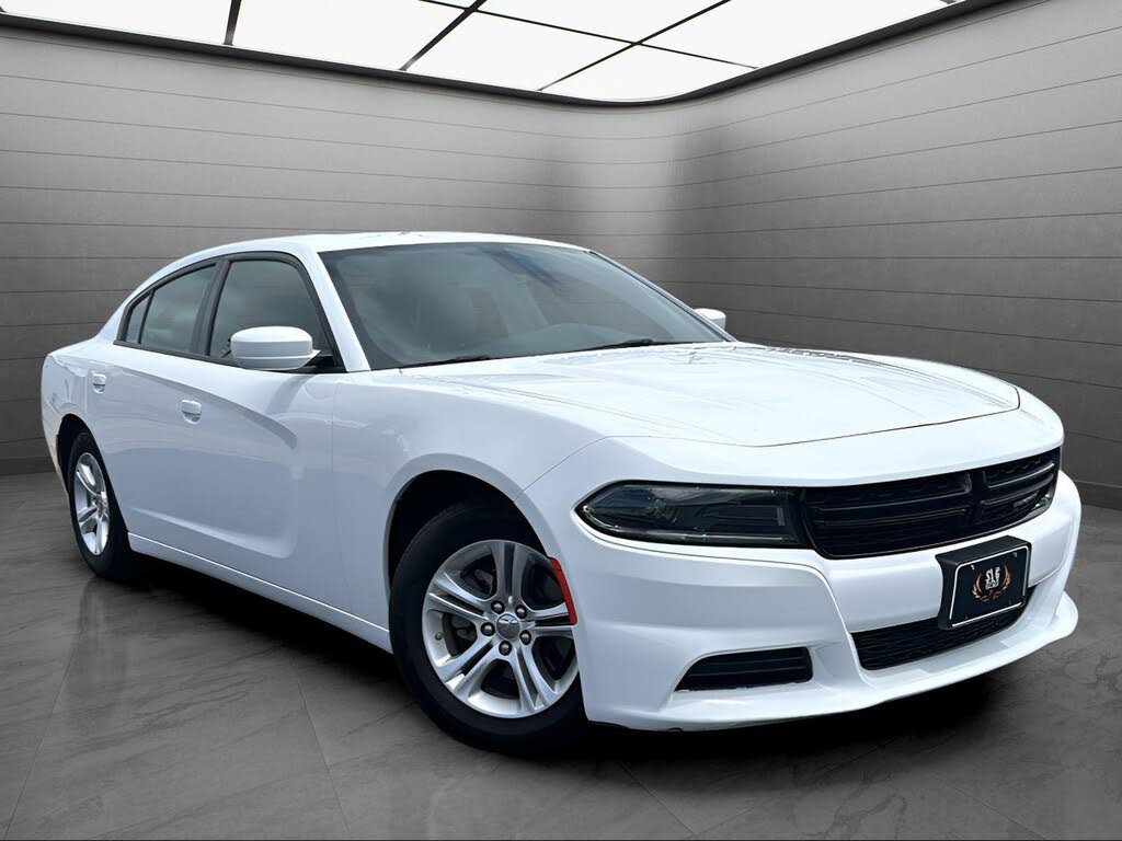 2022 Dodge Charger SXT RWD