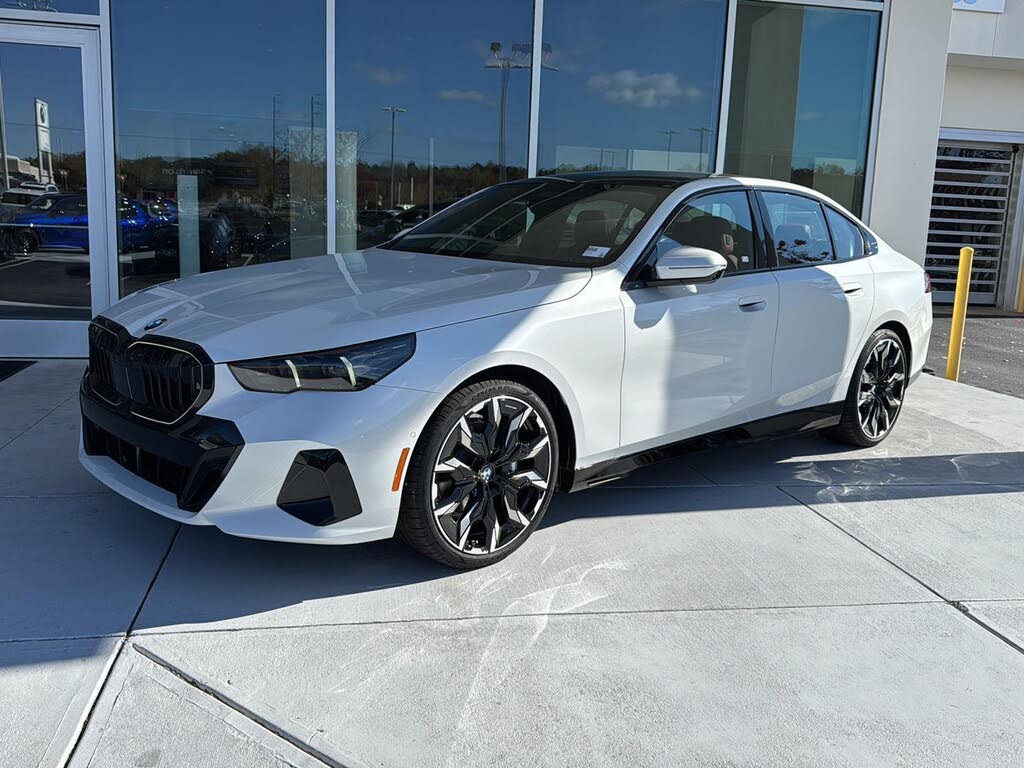 2026 BMW 5 Series 530i RWD