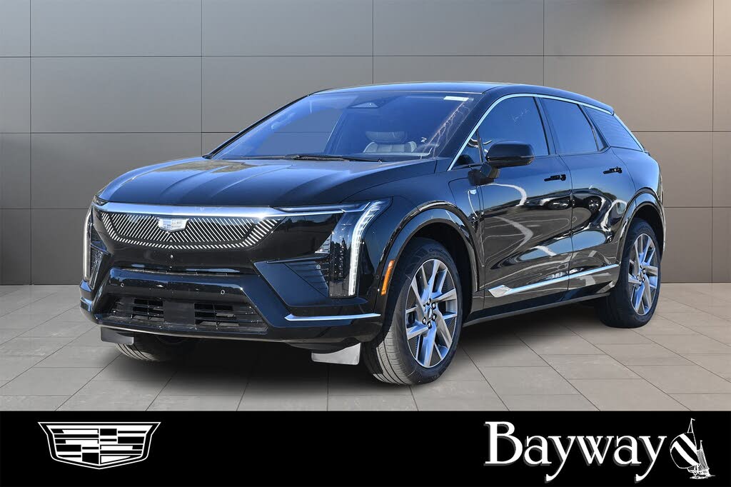 2026 Cadillac OPTIQ Luxury AWD