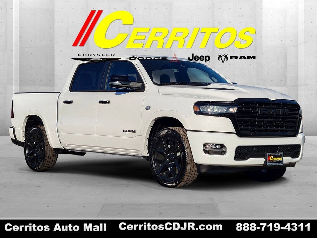 2026 RAM 1500 Laramie Crew Cab 4WD