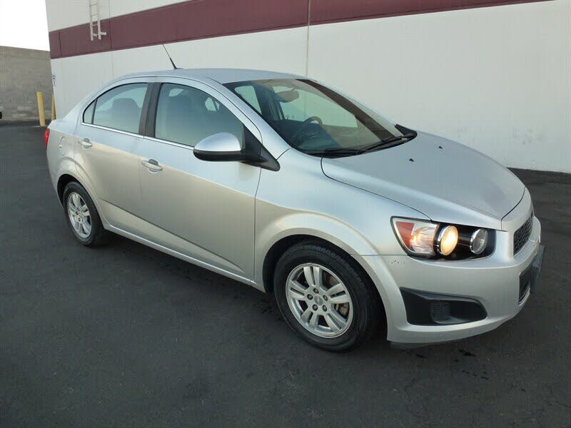 2014 Chevrolet Sonic LT Sedan FWD