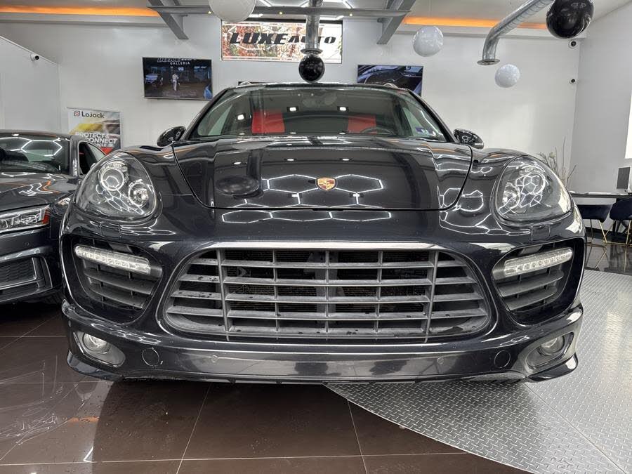2014 Porsche Cayenne GTS AWD