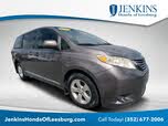 Toyota Sienna LE 8-Passenger FWD