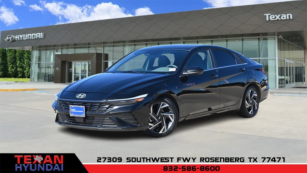 2024 Hyundai Elantra SEL FWD