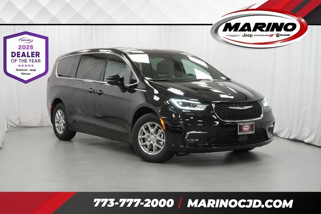 2026 Chrysler Pacifica Select FWD