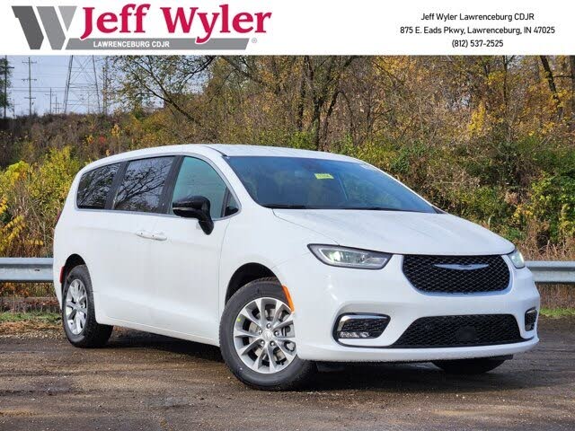 2026 Chrysler Pacifica Select AWD