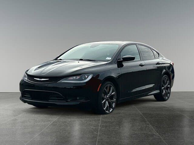 2015 Chrysler 200 S Sedan FWD